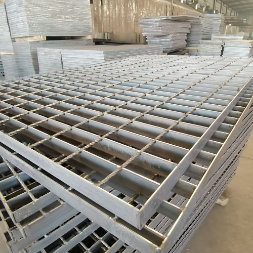 平臺鋼格柵鋼格板的優勢為何是行業首選