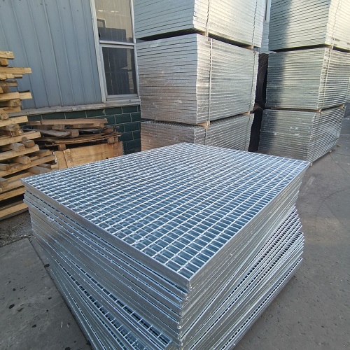 鍍鋅平臺鋼格板的首選優(yōu)勢解析