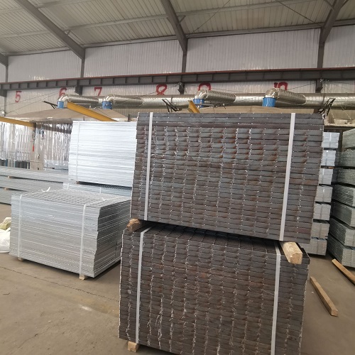 加油站鋼格柵：防爆、防靜電的安全解決方案