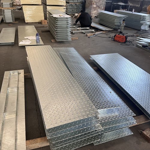 壓焊鋼格板工藝特點(diǎn)，高強(qiáng)度的關(guān)鍵所在