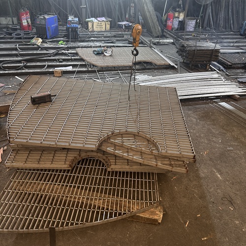 高端項(xiàng)目都在用的鋼格板到底好在哪