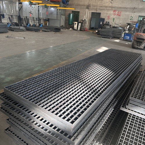 鋼格板搭配支撐結構這樣做穩固不松動